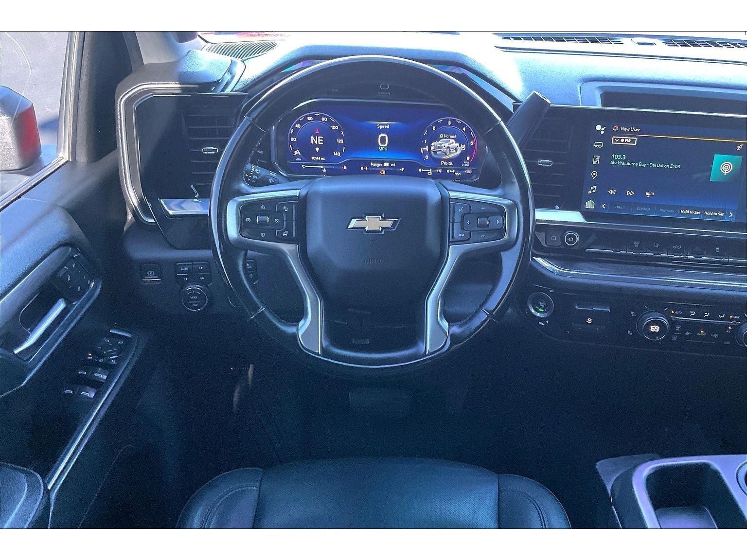 Used 2024 Chevrolet Silverado 3500 LTZ AWD/4WD image 5