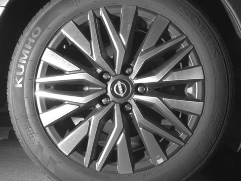 Used 2025 Nissan Altima 2.5 SV image 15