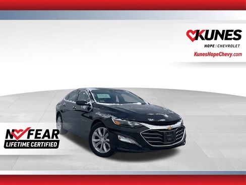 Used 2024 Chevrolet Malibu LT image 1