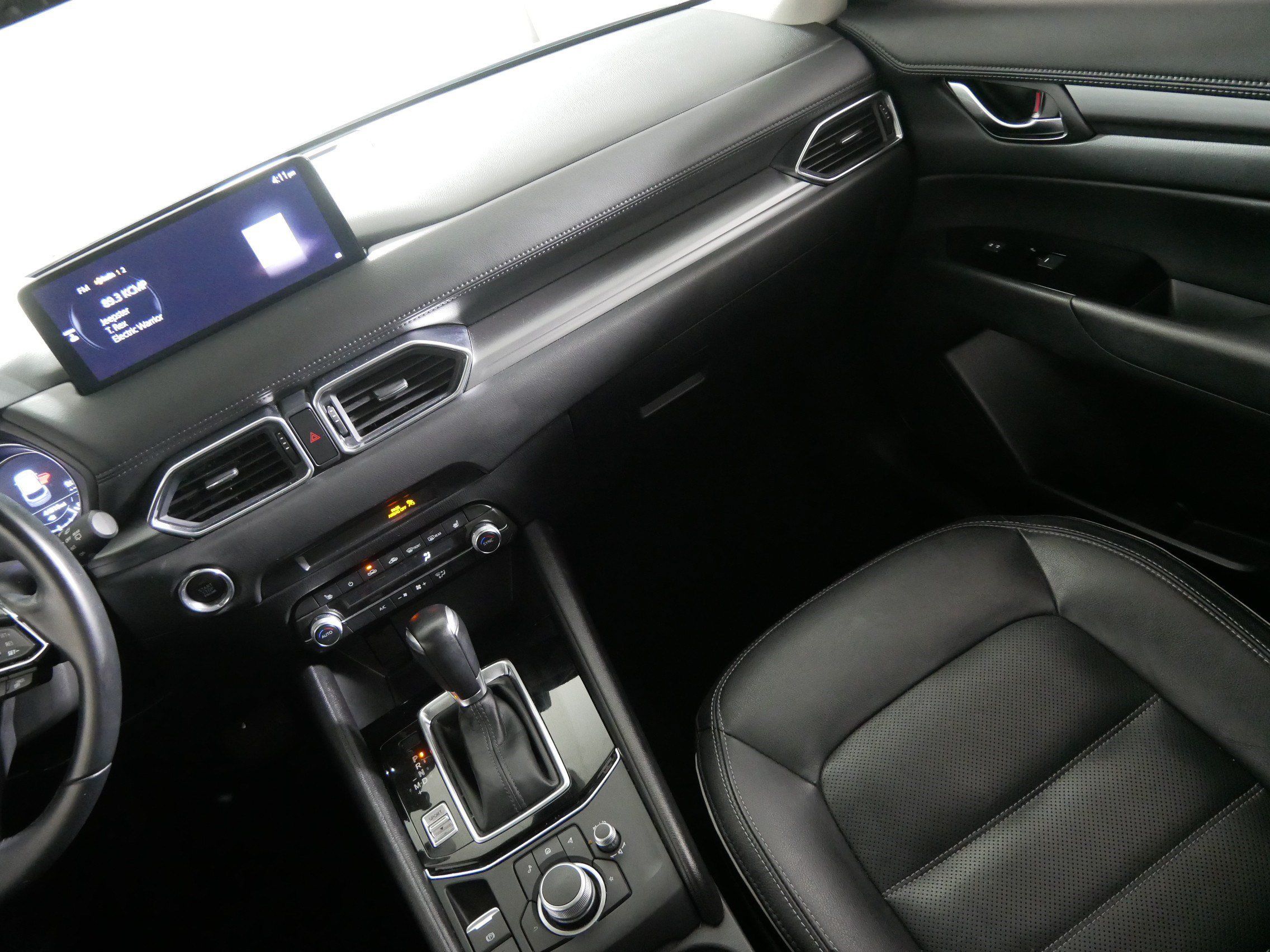 Used 2025 MAZDA CX-5 AWD 2.5 S w/ Preferred Package image 11