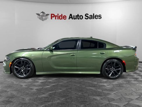 Used 2019 Dodge Charger Scat Pack w/ Plus Group RWD image 4