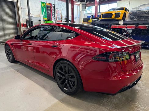 Used 2022 Tesla Model S Plaid AWD/4WD image 9