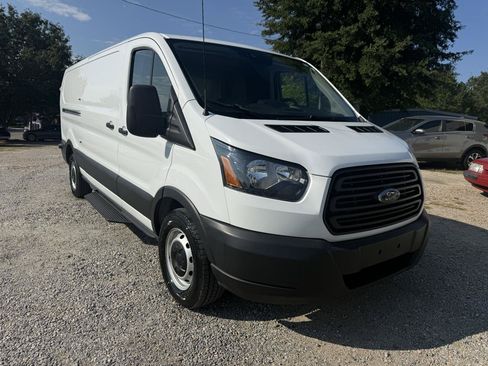 Used 2019 Ford Transit 250 148 Low Roof RWD image 3