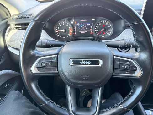 Used 2022 Jeep Compass Latitude w/ Convenience Group AWD/4WD image 26