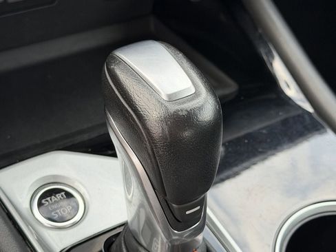 Used 2025 Nissan Altima 2.5 SR FWD image 21