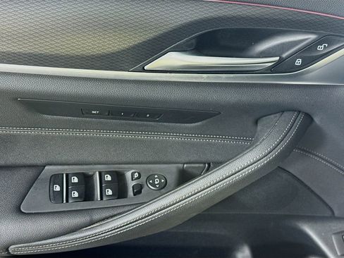 Used 2022 BMW 530i w/ M Sport Package image 21