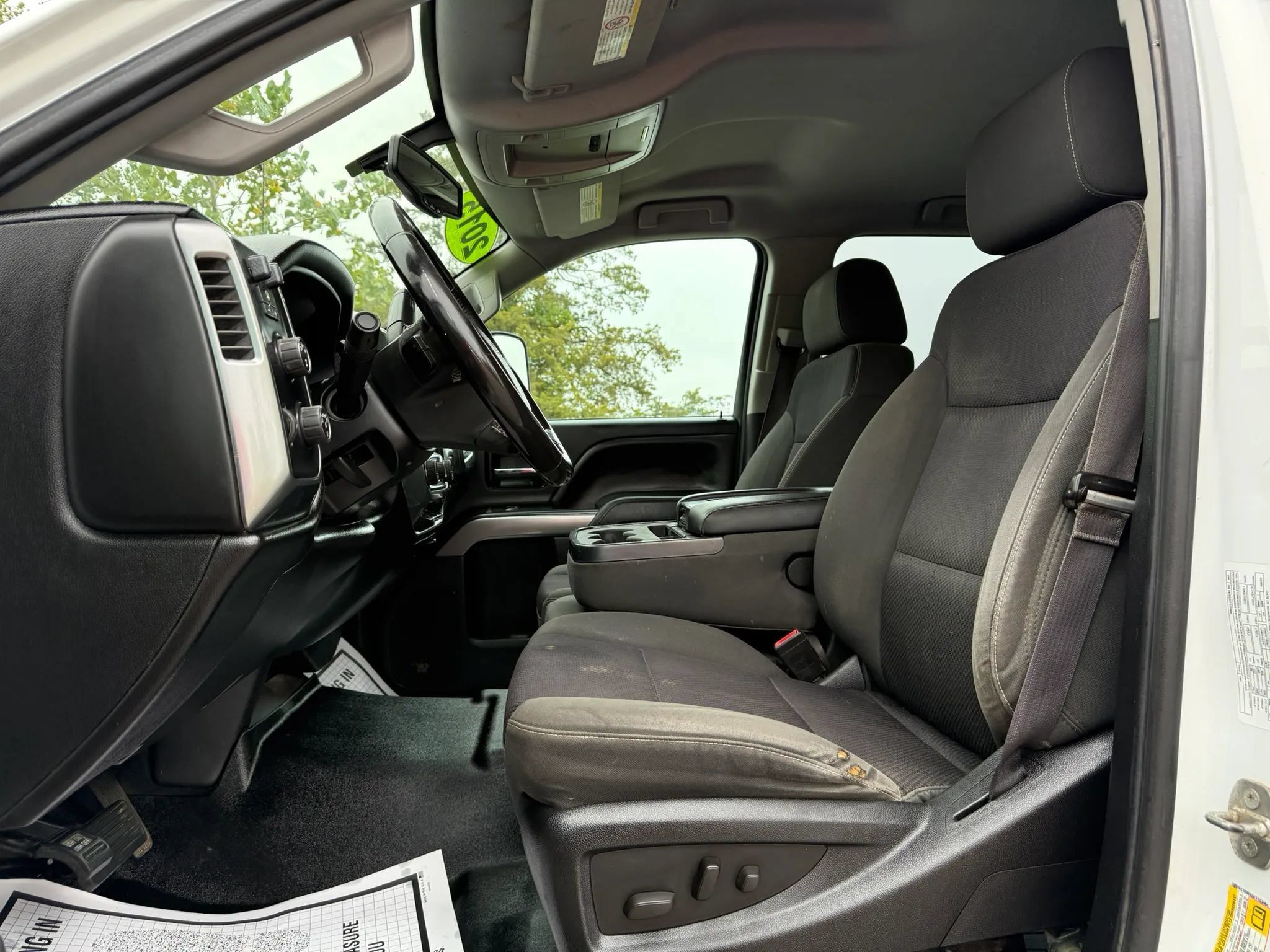 Used 2015 Chevrolet Silverado 2500 LT AWD/4WD image 11