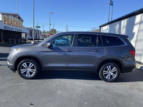 Used 2017 Honda Pilot EX-L image 2