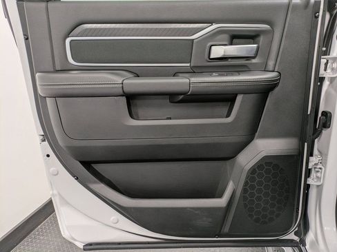 Used 2025 RAM 2500 Big Horn image 22