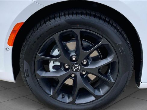 New 2026 Chrysler Pacifica Select w/ S Appearance Package image 11