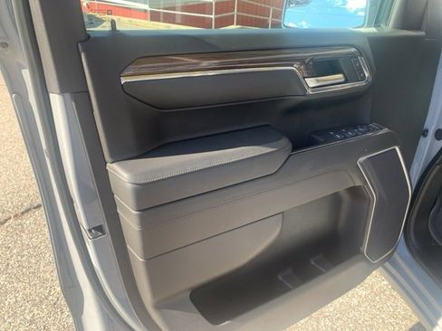 Certified 2024 Chevrolet Silverado 1500 RST image 17