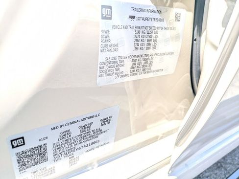 New 2026 GMC Sierra 2500 AT4 w/ AT4 Premium Plus Package AWD/4WD image 18