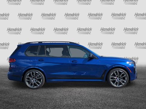 Certified 2025 BMW X7 M60i image 11
