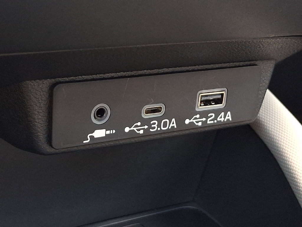Used 2025 Subaru Forester Premium AWD/4WD image 25