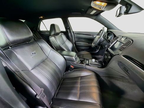 Used 2021 Chrysler 300 S RWD image 29