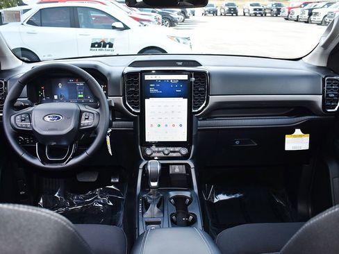 New 2026 Ford Ranger XLT w/ Equipment Group 301A High image 4