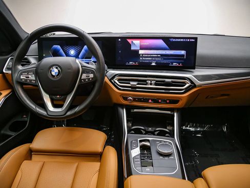 Used 2023 BMW 330i Sedan w/ Premium Package RWD image 13