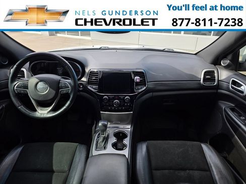Used 2019 Jeep Grand Cherokee Altitude AWD/4WD image 8