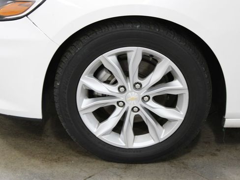 Used 2023 Chevrolet Malibu LT image 45