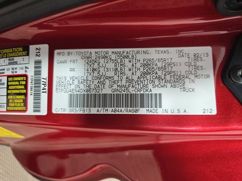Used 2013 Toyota Tacoma 4x4 Access Cab V6 w/ TRD Sport Pkg image 31