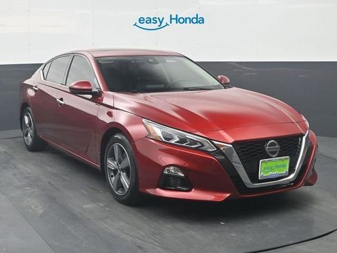 Used 2019 Nissan Altima 2.5 SL image 2