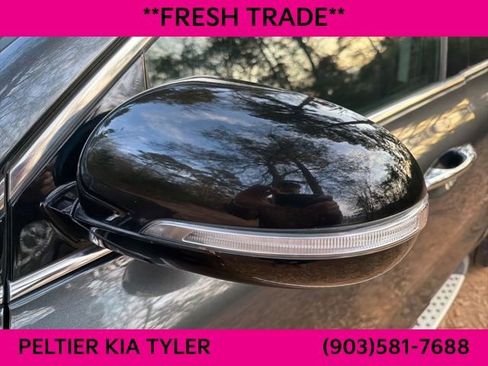 Certified 2020 Kia Sorento S image 5