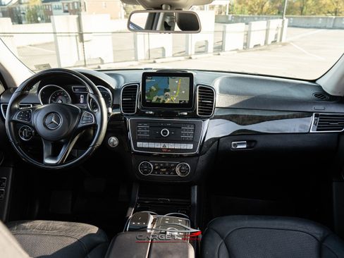 Used 2018 Mercedes-Benz GLS 550 4MATIC w/ Driver Assistance Package image 14