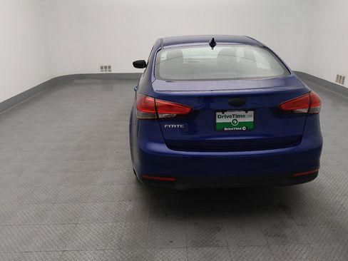 Used 2017 Kia Forte LX FWD image 6