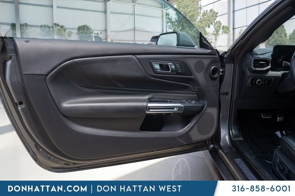 Used 2025 Ford Mustang Premium RWD image 13
