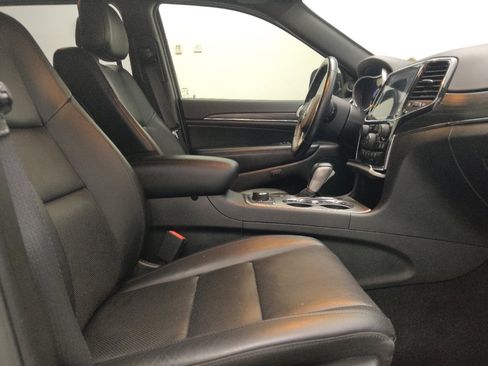 Used 2021 Jeep Grand Cherokee Limited w/ Luxury Group II AWD/4WD image 21