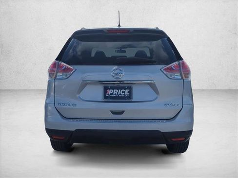 Used 2015 Nissan Rogue SV w/ SV Premium Package image 6