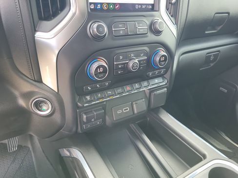 Used 2021 Chevrolet Silverado 3500 LTZ w/ LTZ Texas Edition image 23