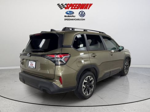Certified 2026 Subaru Forester Premium AWD/4WD image 10