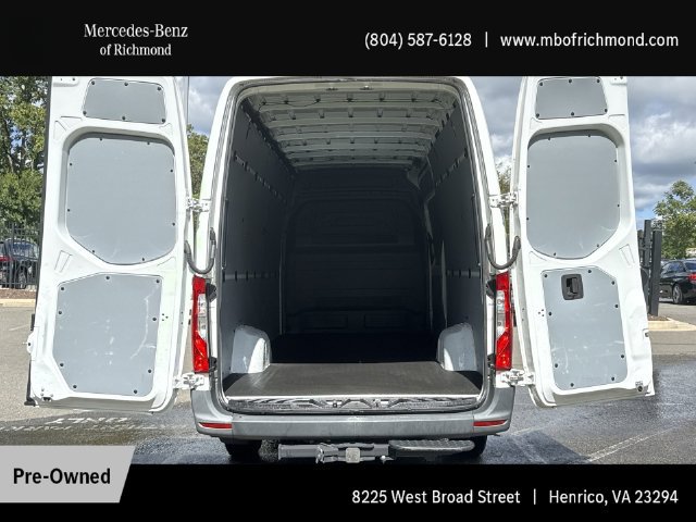 Used 2023 Mercedes-Benz Sprinter 2500 image 10