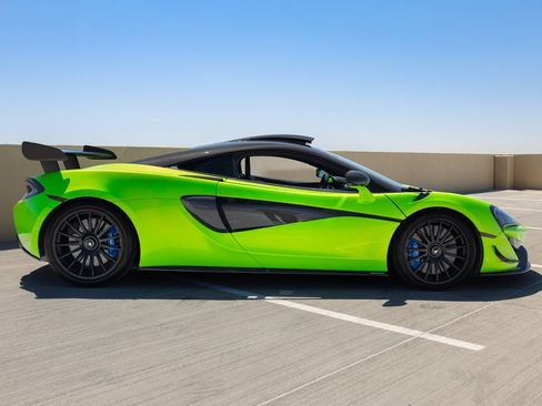 Used 2020 McLaren 620R RWD image 7