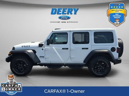 Used 2023 Jeep Wrangler Unlimited w/ Cold Weather Group AWD/4WD image 2