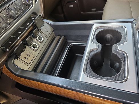 Used 2017 GMC Sierra 1500 SLT w/ SLT Premium Package image 25