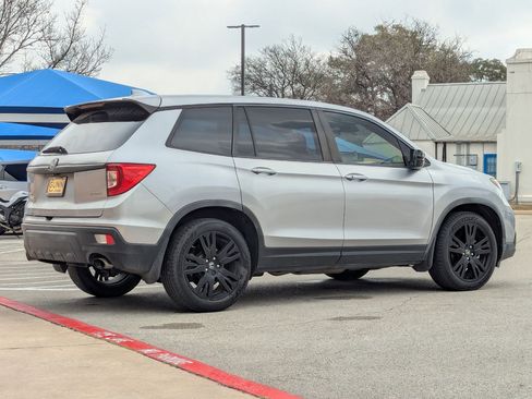Used 2019 Honda Passport Sport image 4
