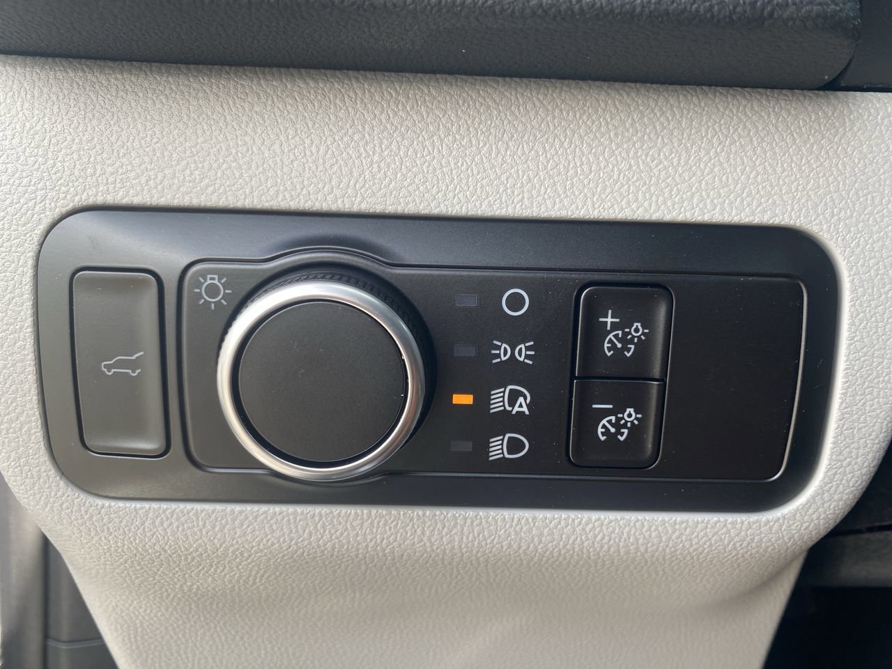 Used 2026 Ford Escape Active w/ Active Premium Tech Pack FWD image 24