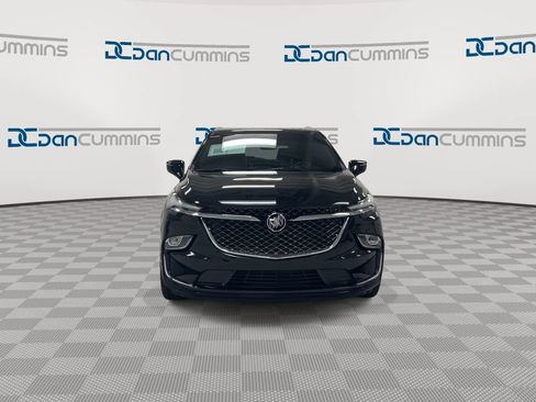 Used 2023 Buick Enclave Avenir AWD/4WD image 3