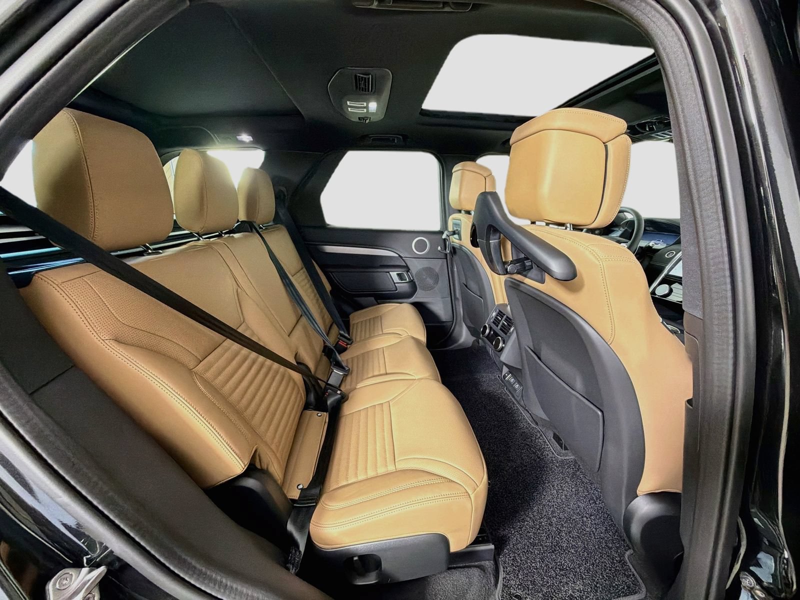 New 2026 Land Rover Discovery Dynamic SE AWD/4WD image 29