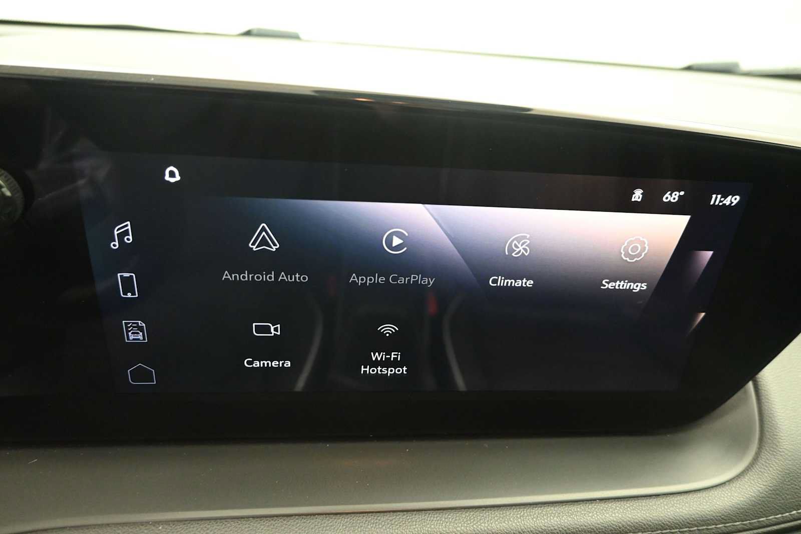 Used 2024 Buick Encore GX Avenir w/ Avenir Technology Package AWD/4WD image 17