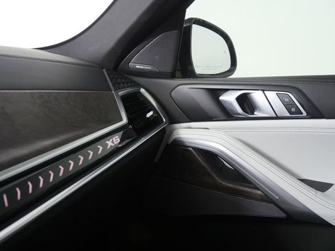 Certified 2024 BMW X6 xDrive40i w/ Executive Package image 27