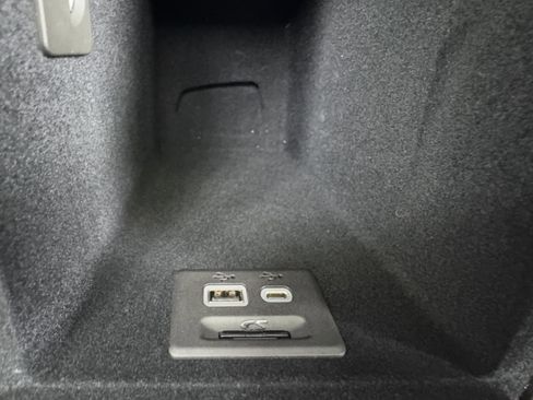 Used 2025 Cadillac XT5 Premium Luxury image 30