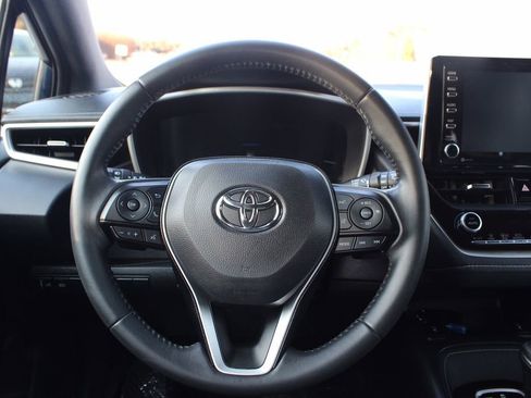 Used 2019 Toyota Corolla XSE image 16