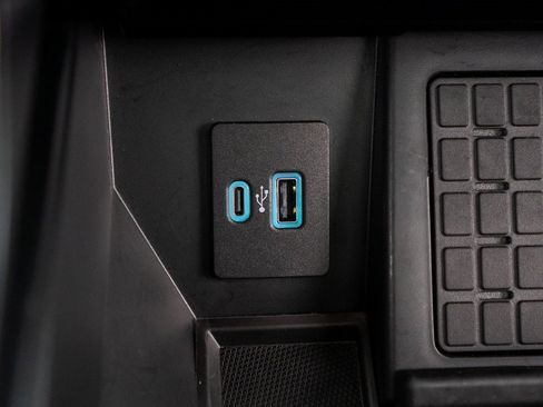 Used 2023 Ford F150 Raptor image 23