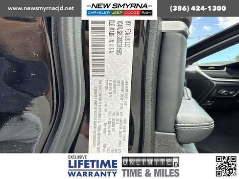 New 2025 Jeep Grand Cherokee Limited w/ Black Appearance Package image 35