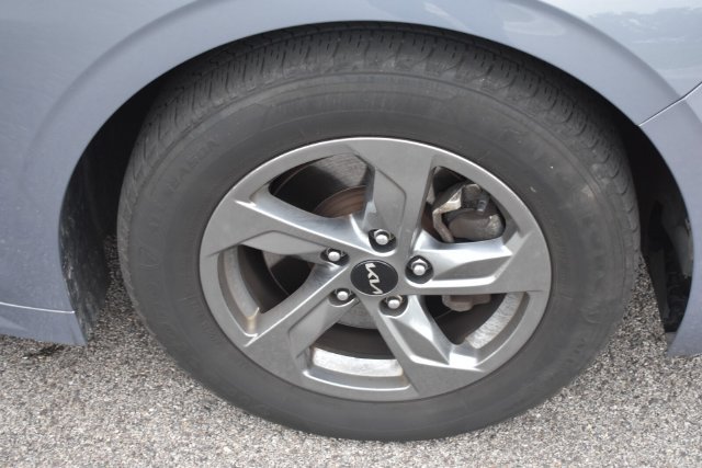 Certified 2022 Kia K5 LXS FWD image 11