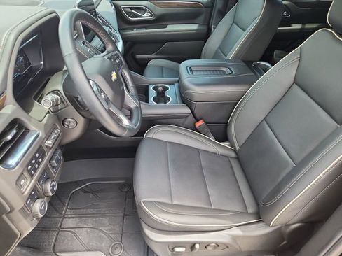 Used 2024 Chevrolet Tahoe Premier w/ Premium Package AWD/4WD image 20