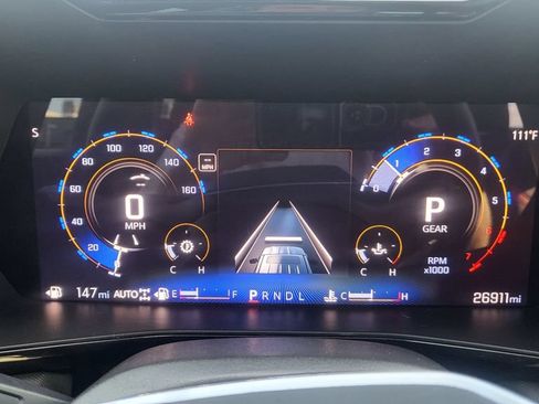 Used 2024 Chevrolet Colorado Z71 w/ Z71 Convenience Package 2 AWD/4WD image 31